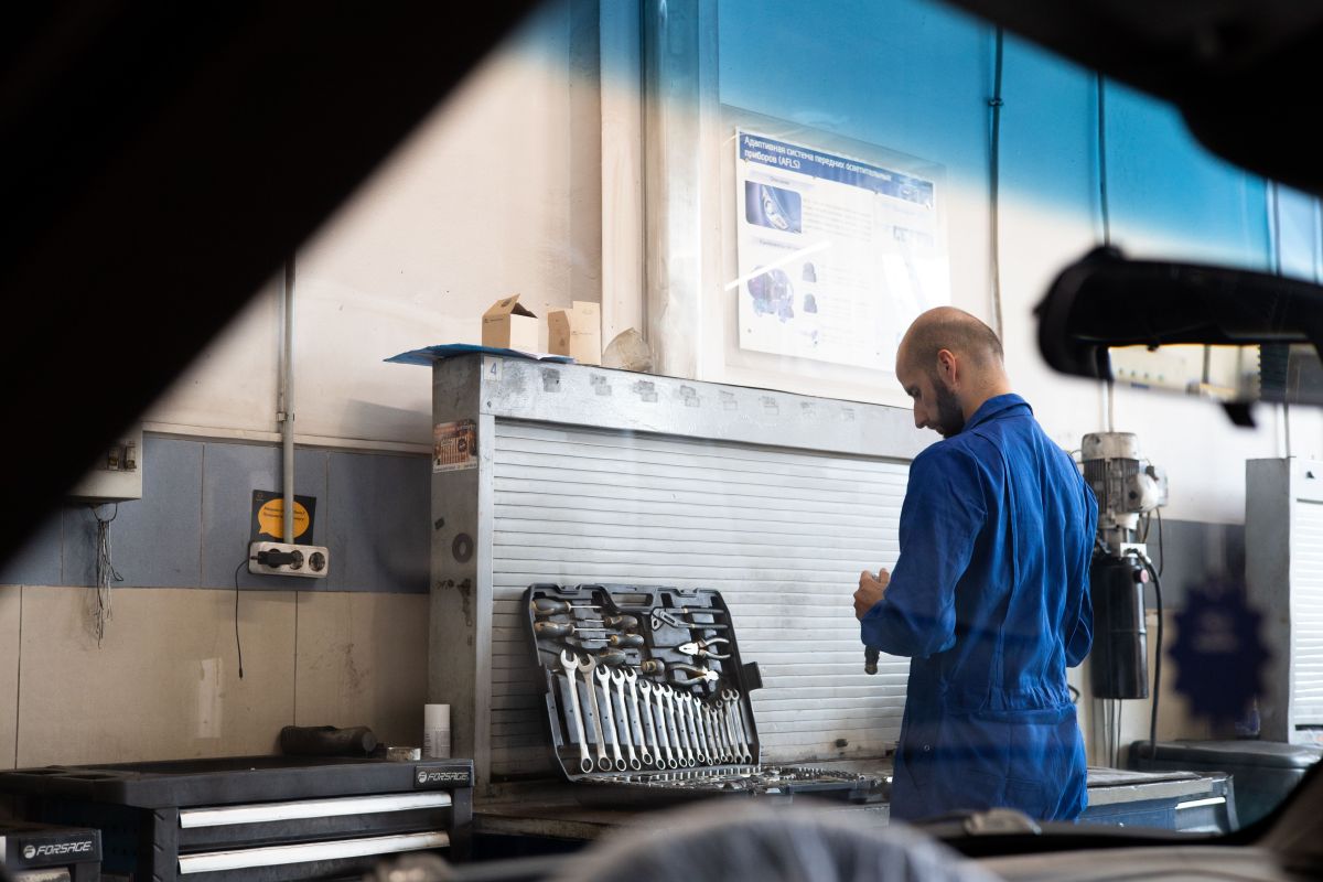 تصویر مربوط به شغل مکانیک تهویه مطبوع و تبرید - Airconditioning and Refrigeration Mechanic