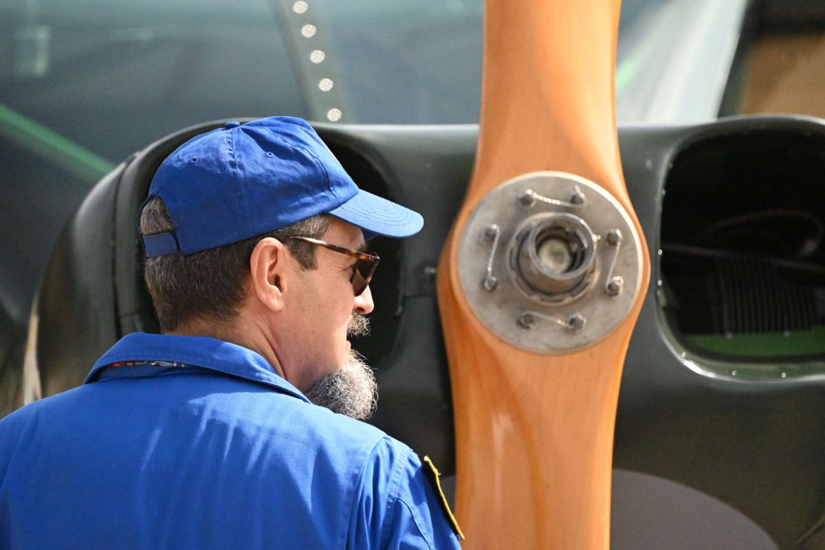 تصویر مربوط به شغل مهندس نگهداری هواپیما (مکانیک) - Aircraft Maintenance Engineer (Mechanical)