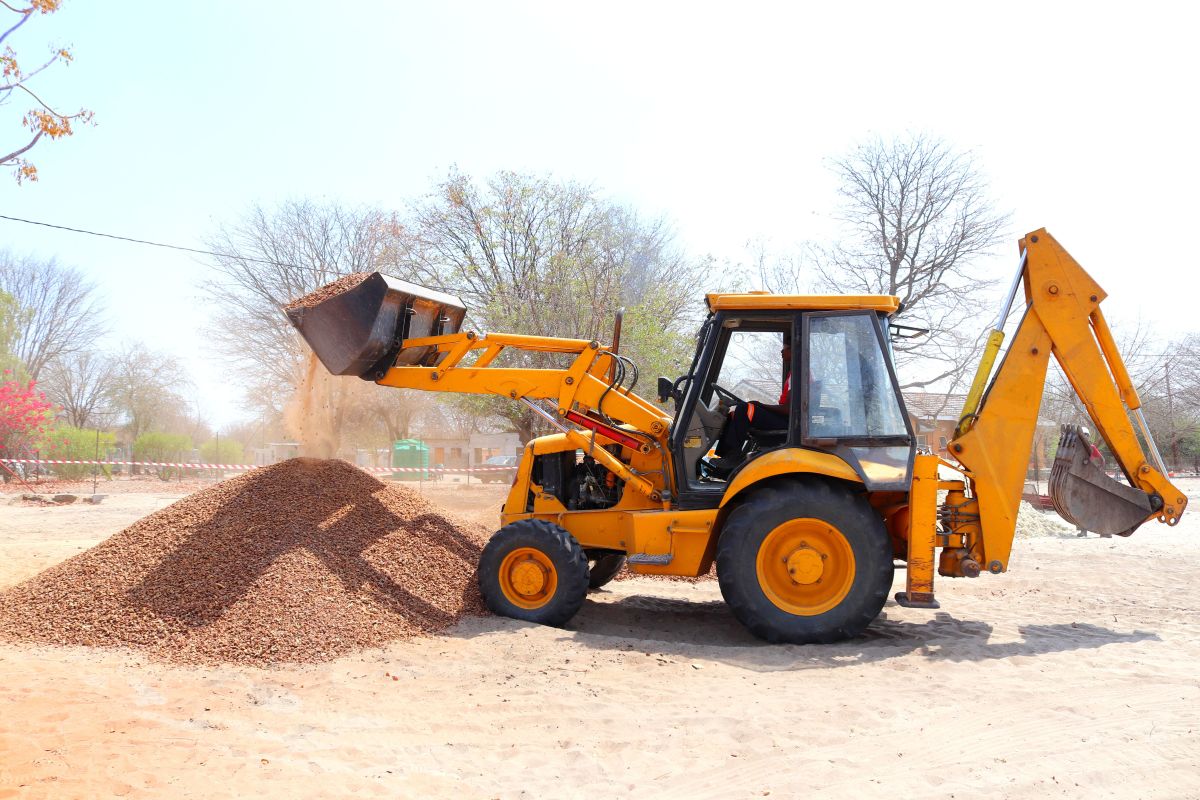 Image for Backhoe Operator occupation by Shada Migration Services.