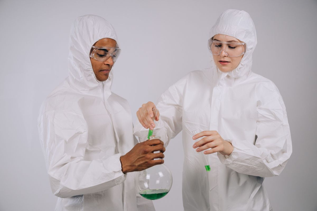 تصویر مربوط به شغل مهندس شیمی - Chemical Engineer