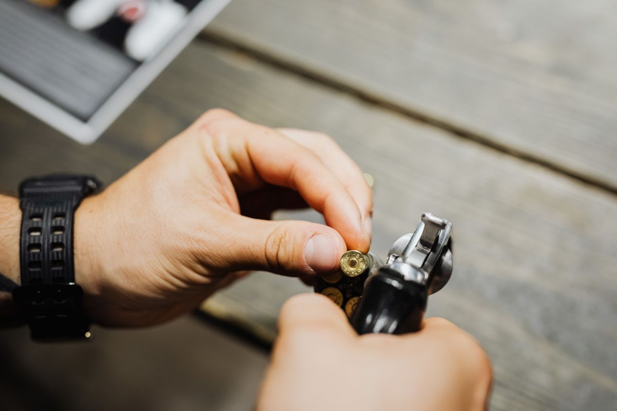 تصویر مربوط به شغل اسلحه‌ساز - Gunsmith