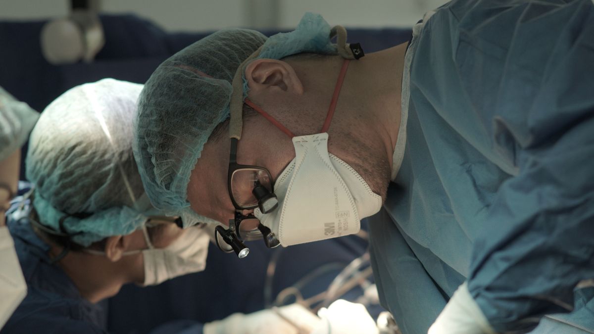 تصویر مربوط به شغل متخصص بیماریهای کلیه - Renal Medicine Specialist