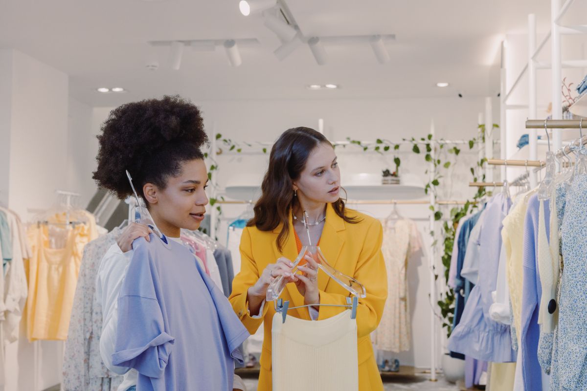 تصویر مربوط به شغل خریدار خردهفروشی - Retail Buyer