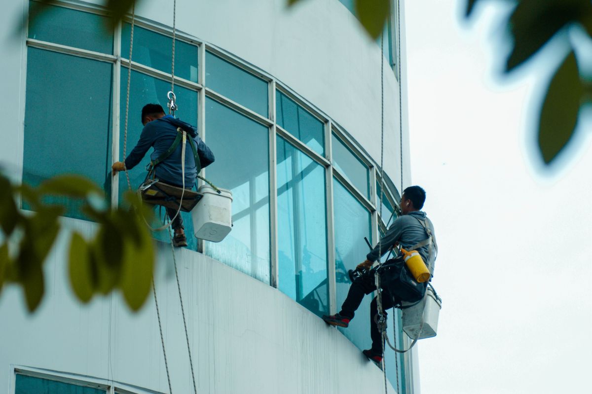 Image for Rope Access Technician occupation by Shada Migration Services.
