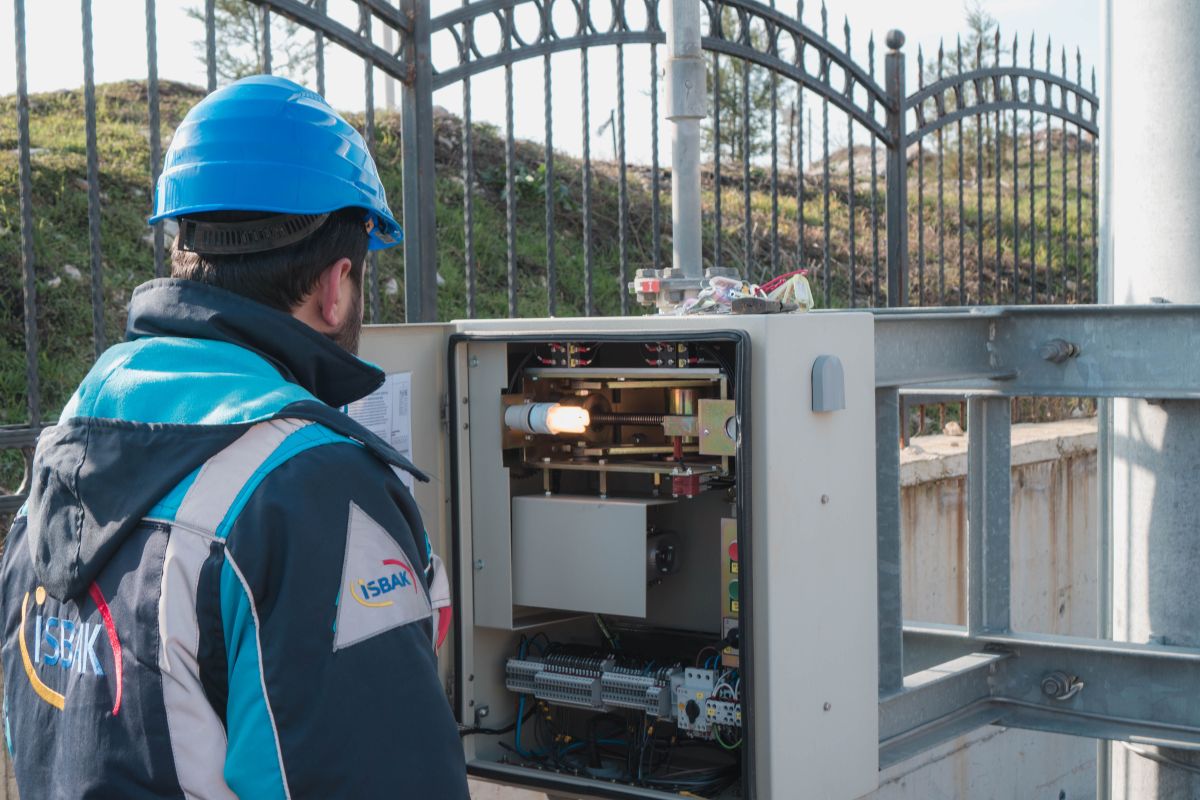 تصویر مربوط به شغل تکنسین مخابرات - Telecommunications Technician