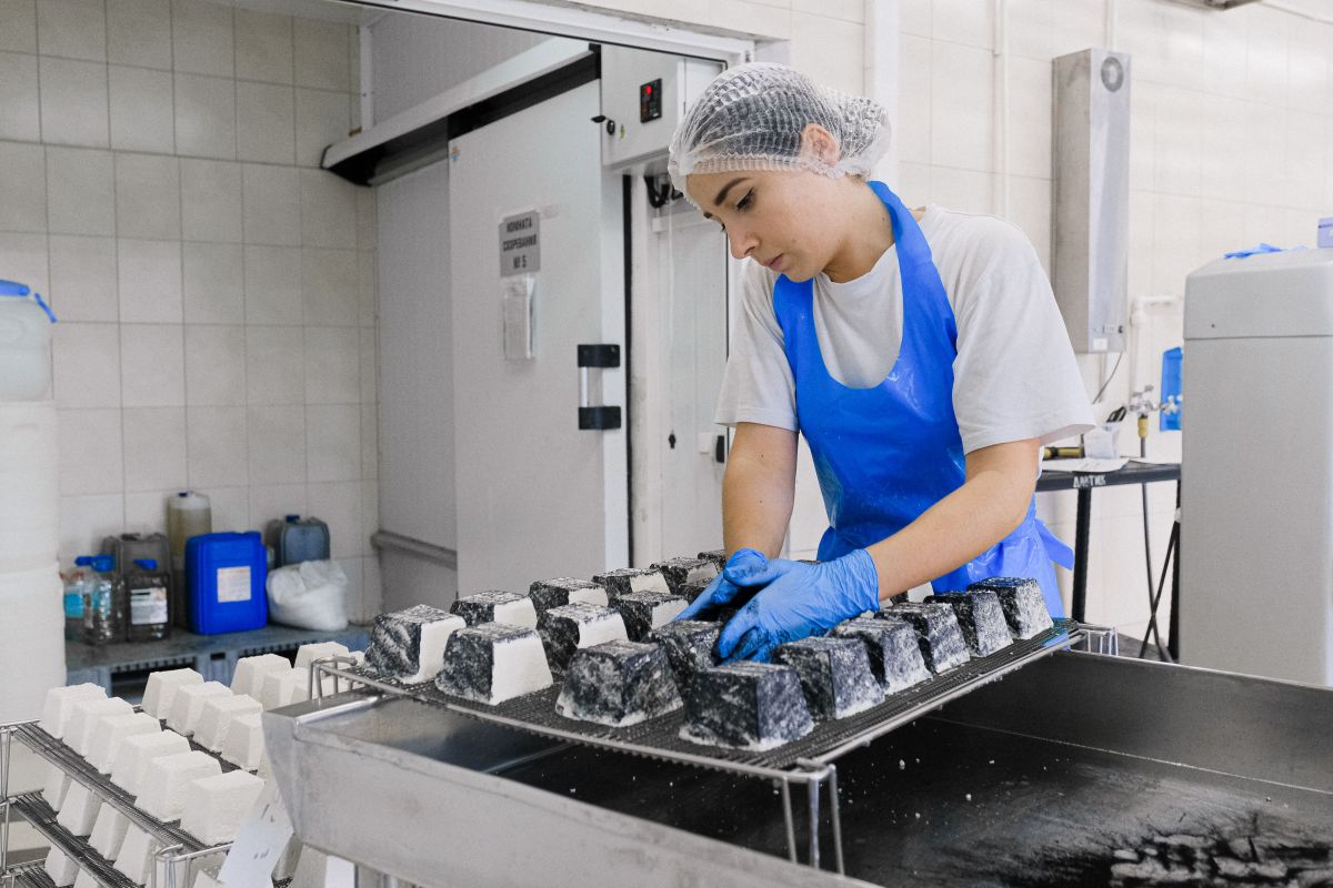 Image for Baking Factory Worker occupation by Shada Migration Services.