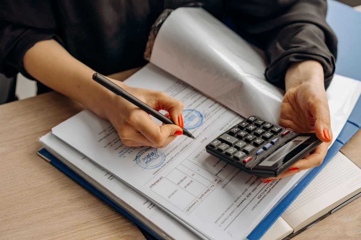 Image for Bookkeeper occupation by Shada Migration Services.