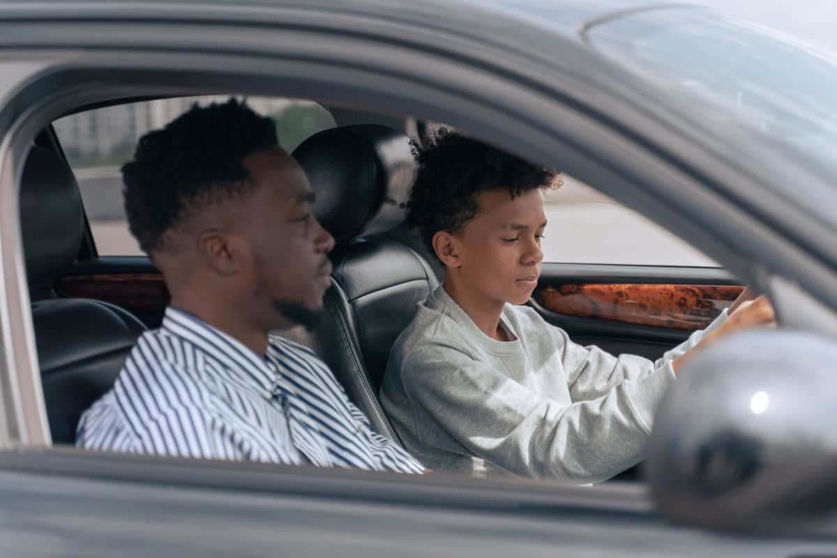 Illustration for Driving Instructor occupation by Shada Migration Services.
