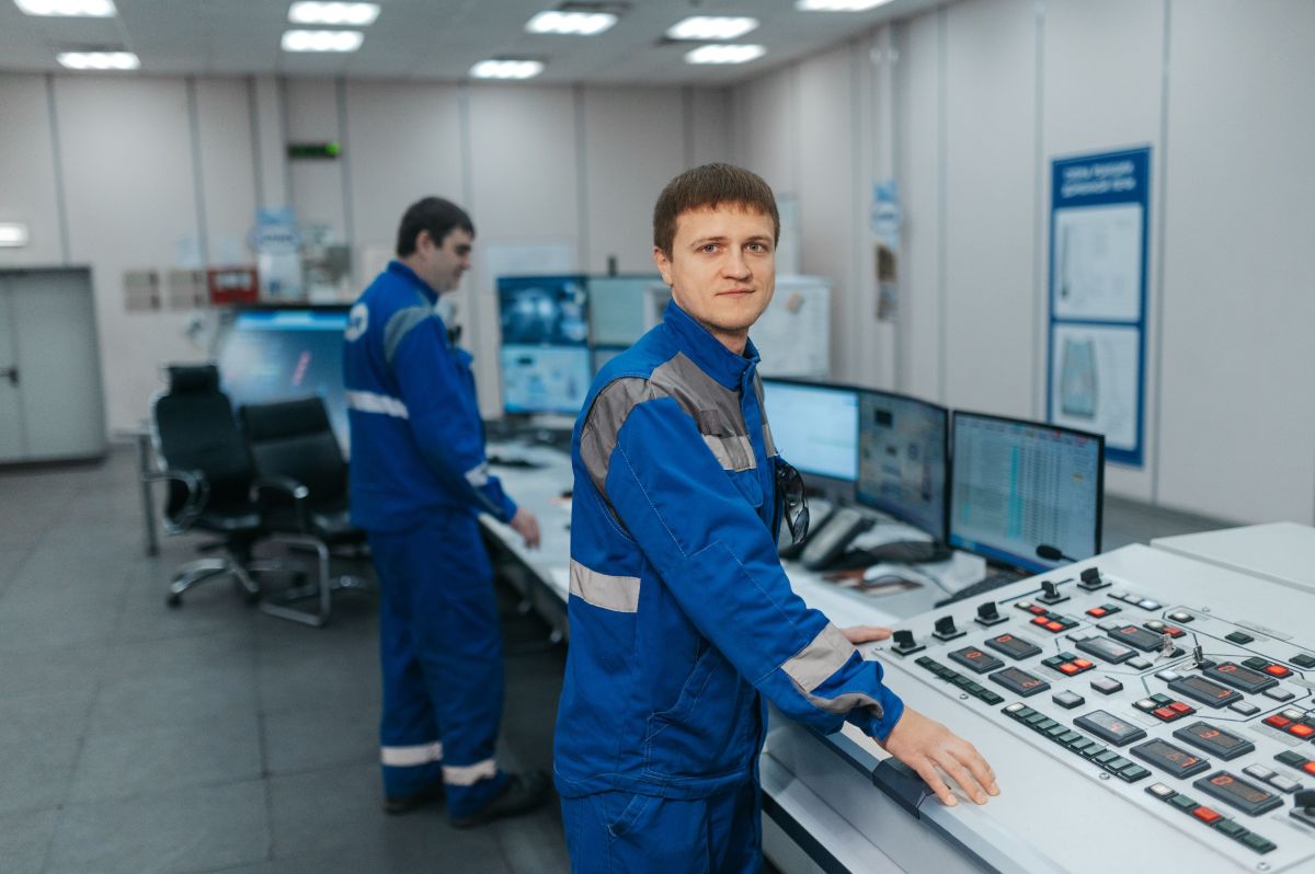 Illustration for Electronic Instrument Trades Worker (Special Class) occupation by Shada Migration Services.