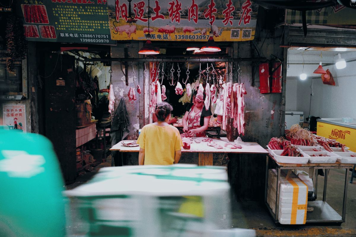 Image for Food Trades Assistants (nec) Butcher's Assistant; Chef's Assistant; occupation by Shada Migration Services.