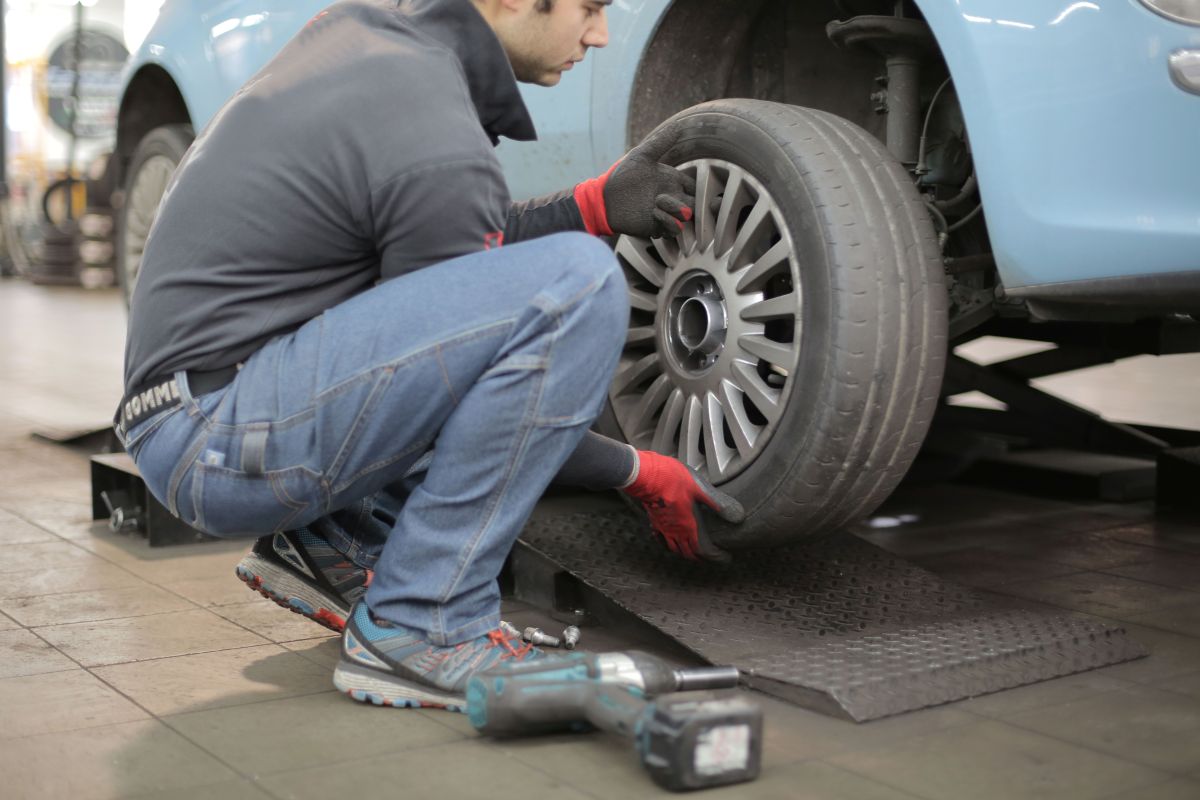 Image for Tyre Fitter occupation by Shada Migration Services.